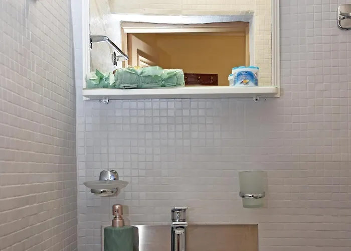 Kostas House, Old Venetian Harbor Chania La Canea