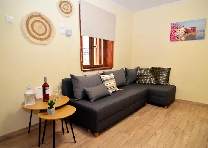 Kostas House, Old Venetian Harbor Chania Appartamento La Canea