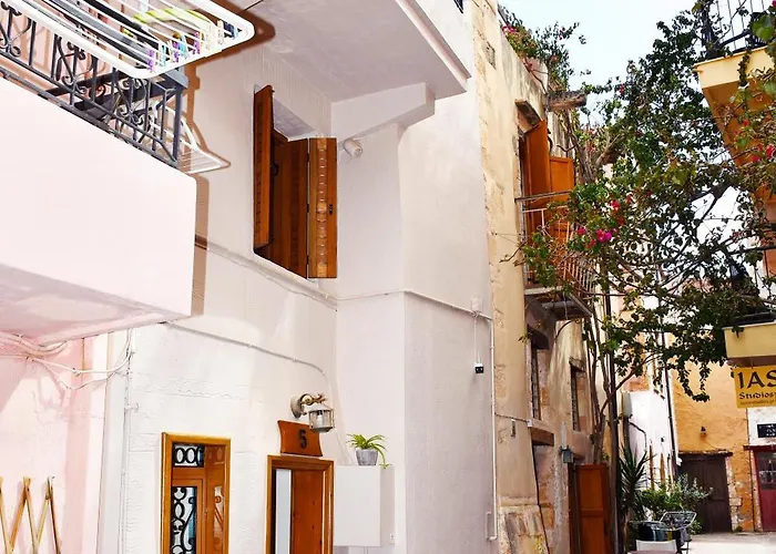 Kostas House, Old Venetian Harbor Chania Appartamento *