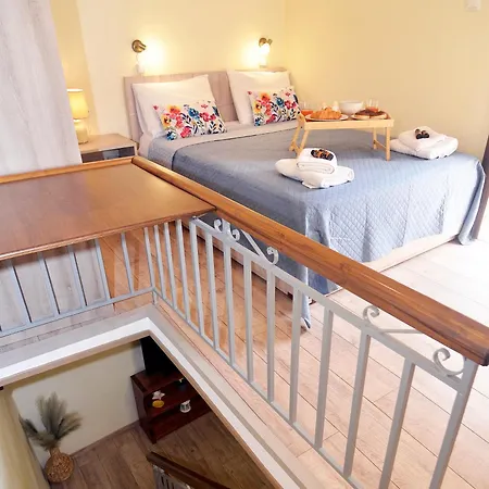 Kostas House, Old Venetian Harbor Chania Appartement *